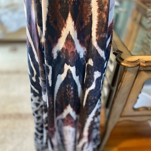 True Colours By La Moda: elegant sequin beaded animal print maxi dress w/pockets - Picture 12 of 14